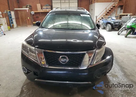 2014 Nissan Pathfinder S z USA, uszkodzony, nr VIN 5N1AR2MMXEC709734
